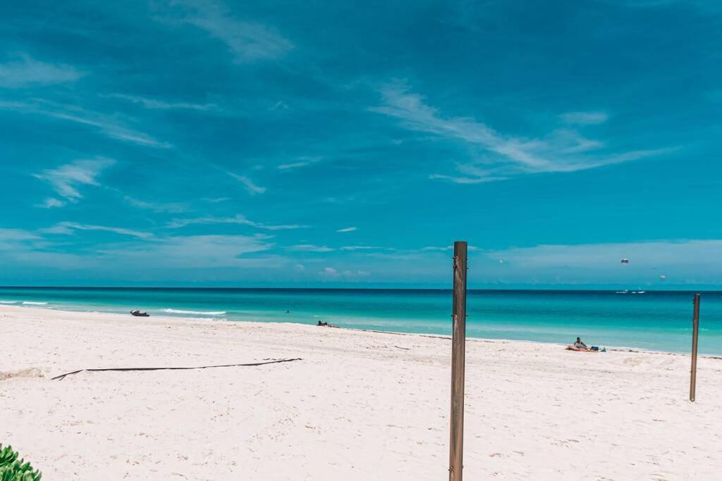 Marlin 108, A Pie De Playa, Albercas, Jacuzi, Ubicacion Inmejorable Villa Cancún