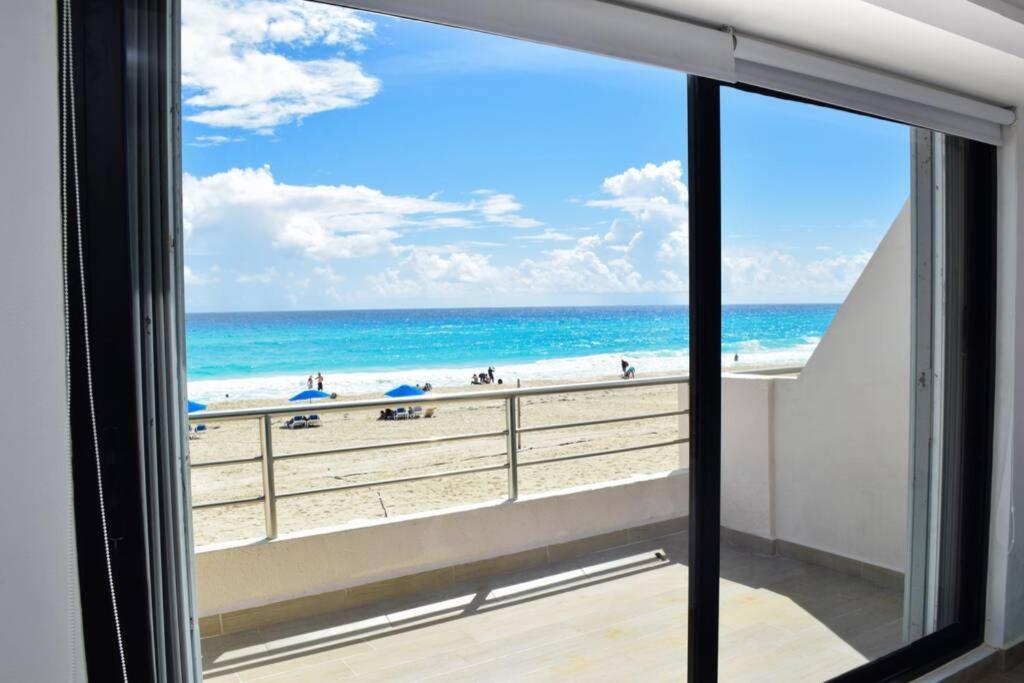 Marlin 108, A Pie De Playa, Albercas, Jacuzi, Ubicacion Inmejorable Cancún